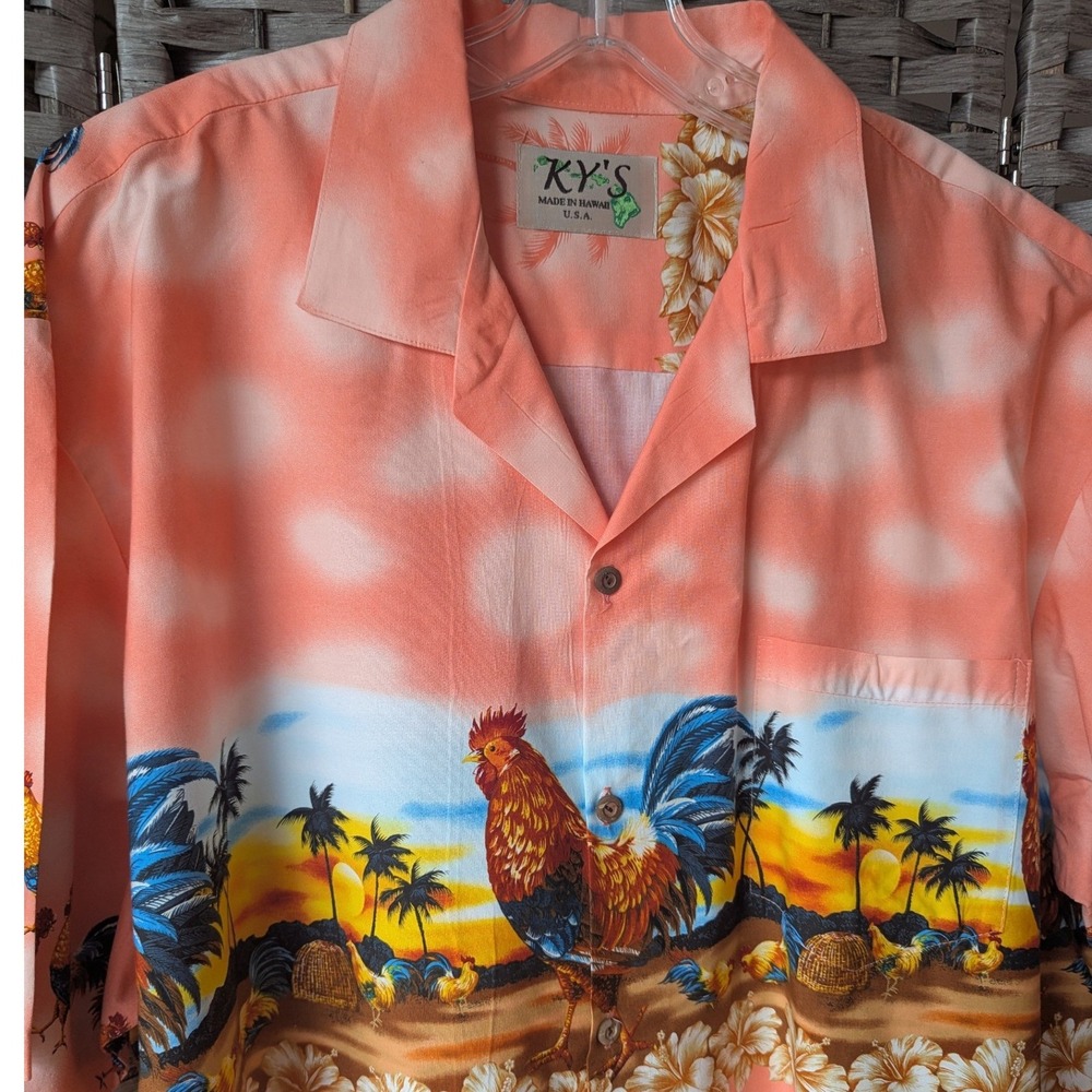 KY'S Hawaiian Camp Shirt Peach Rooster Palm Tree Print Mens Sz XL *READ *FLAW